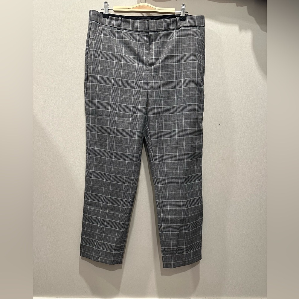 Banana Republic Avery Full Length Mid Rise in Black Plaid size 10